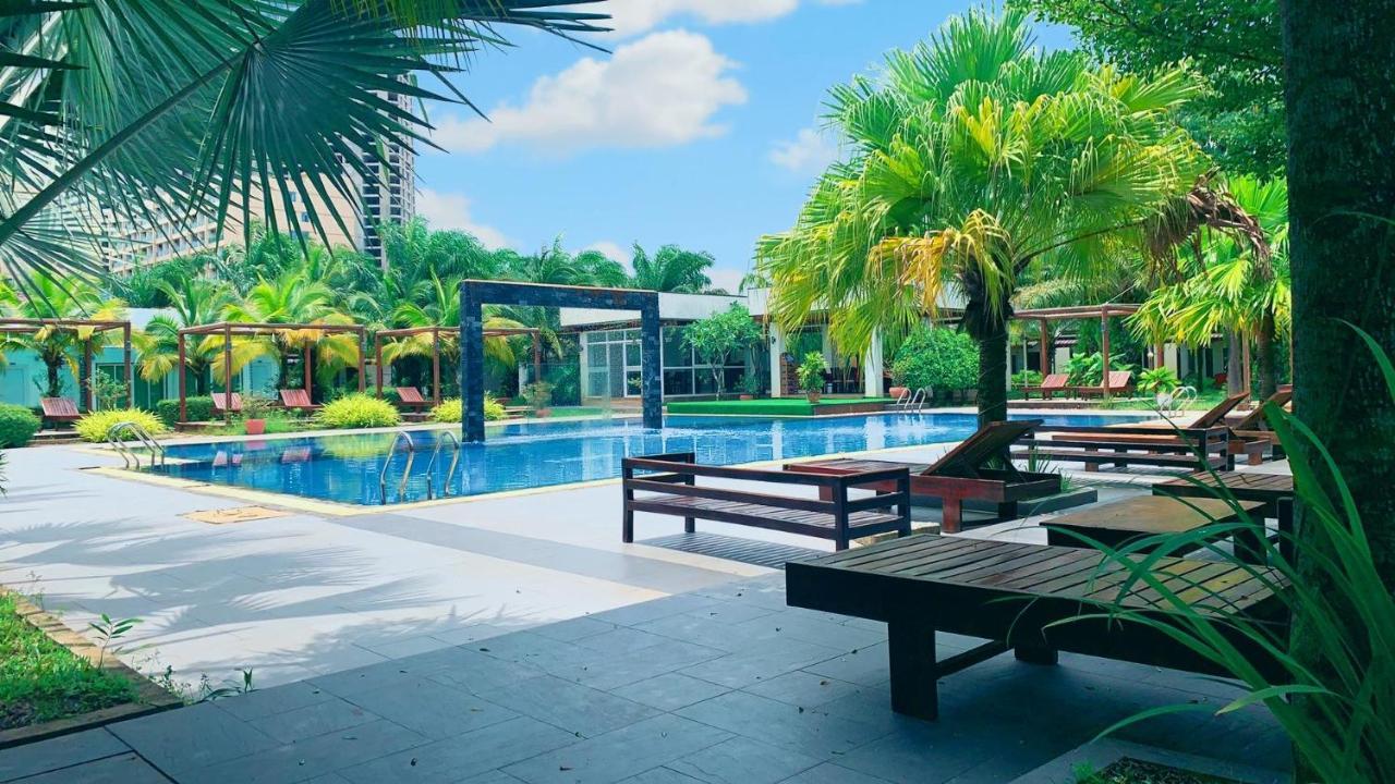 Twin Palms Resort Sihanoukville Extérieur photo