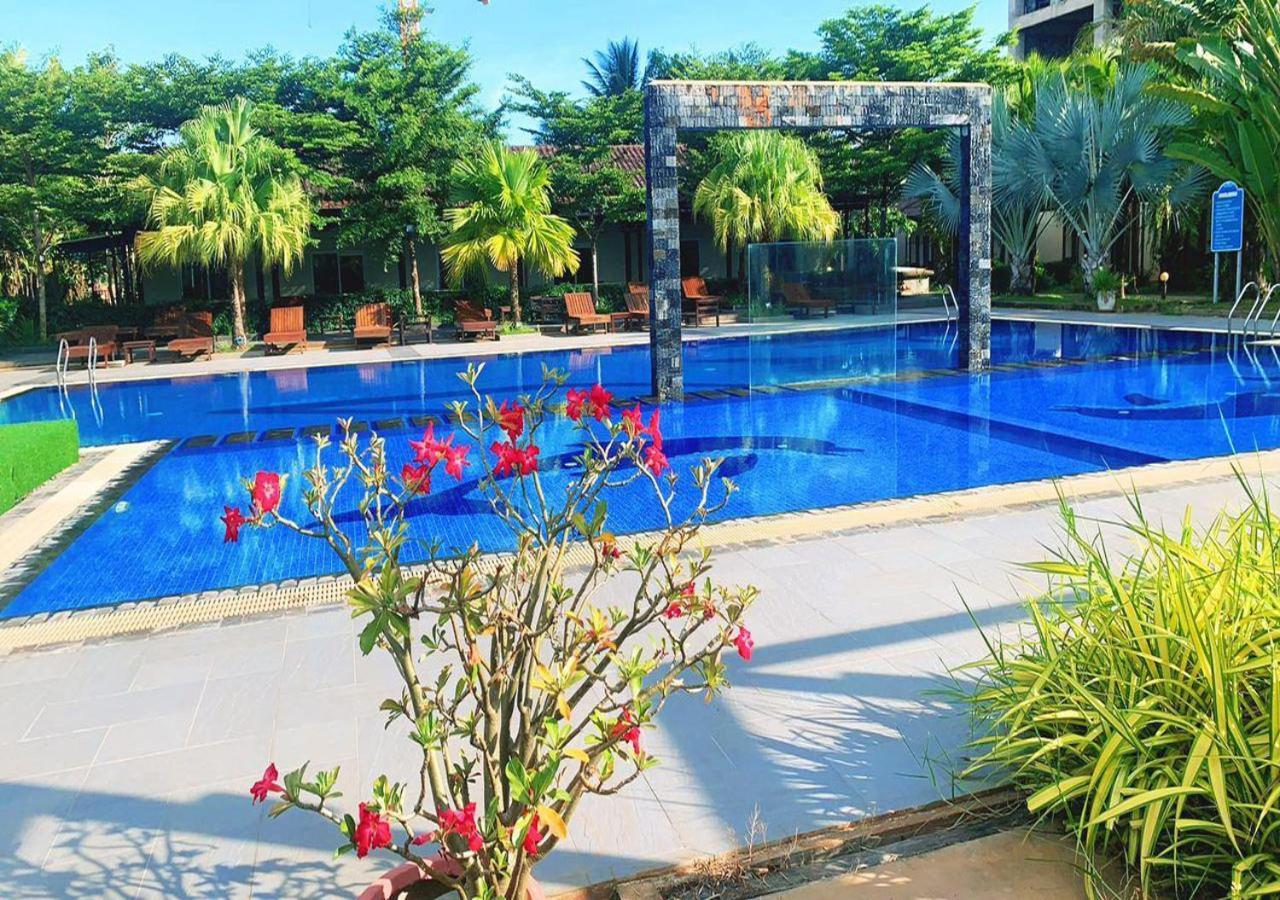Twin Palms Resort Sihanoukville Extérieur photo