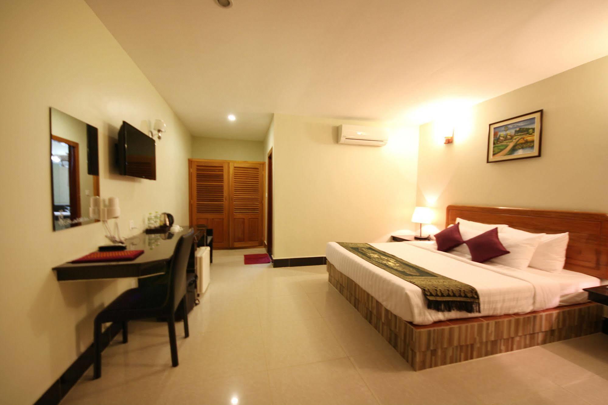 Twin Palms Resort Sihanoukville Extérieur photo