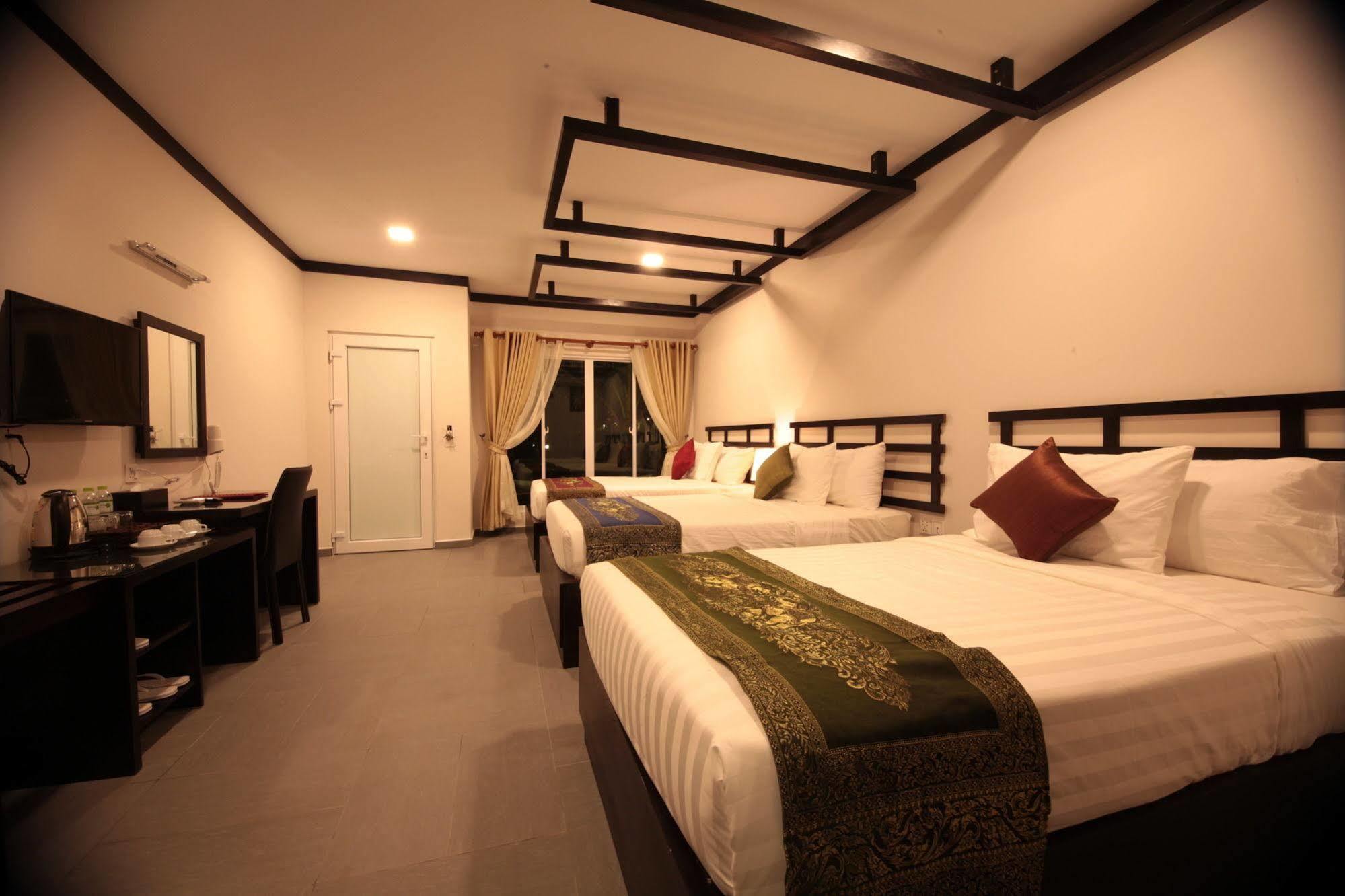 Twin Palms Resort Sihanoukville Extérieur photo