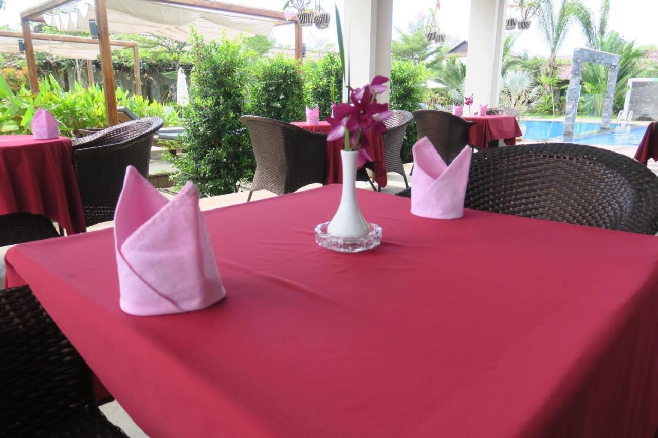 Twin Palms Resort Sihanoukville Extérieur photo