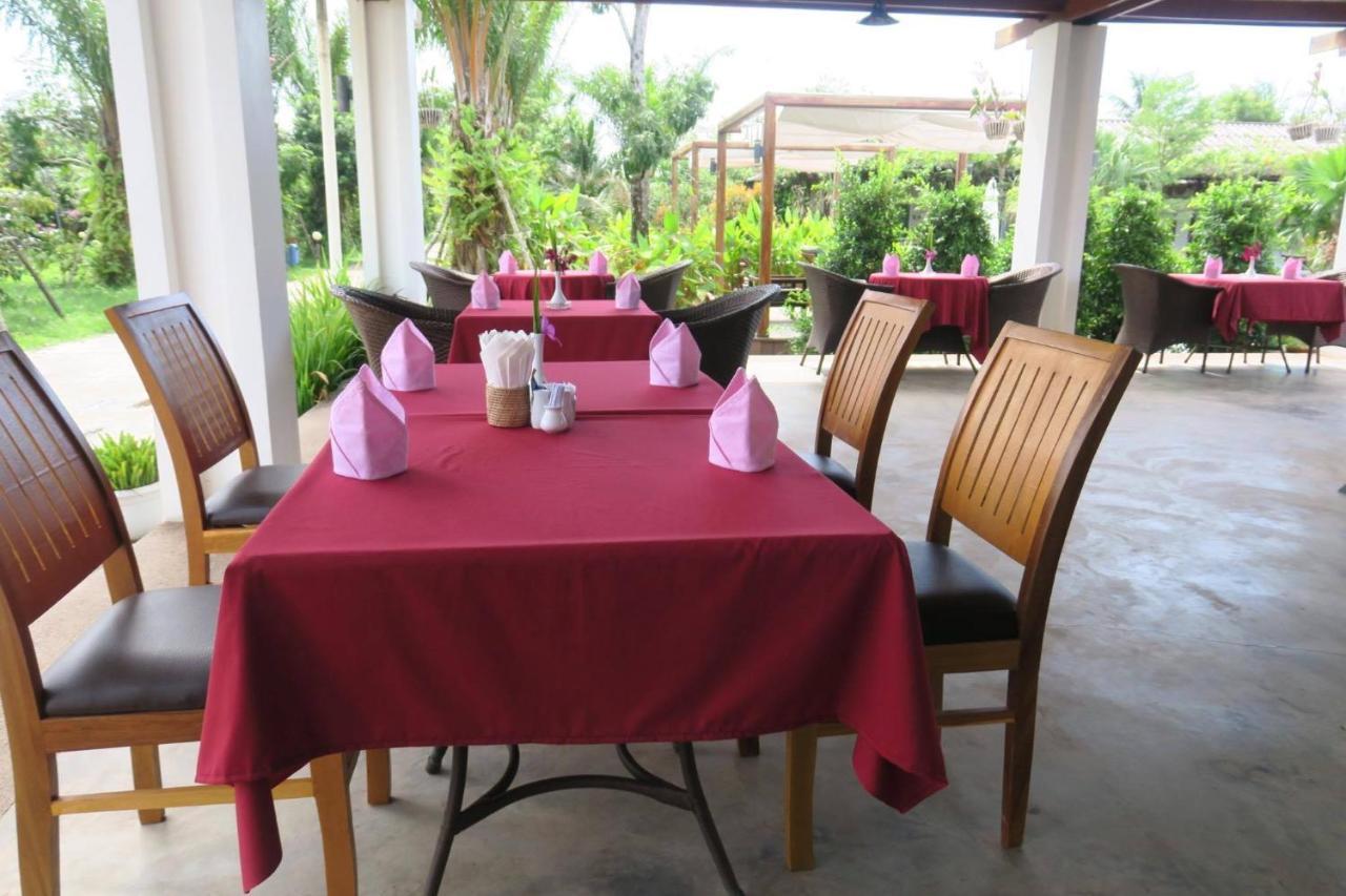 Twin Palms Resort Sihanoukville Extérieur photo