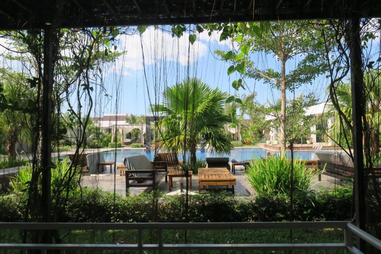 Twin Palms Resort Sihanoukville Extérieur photo