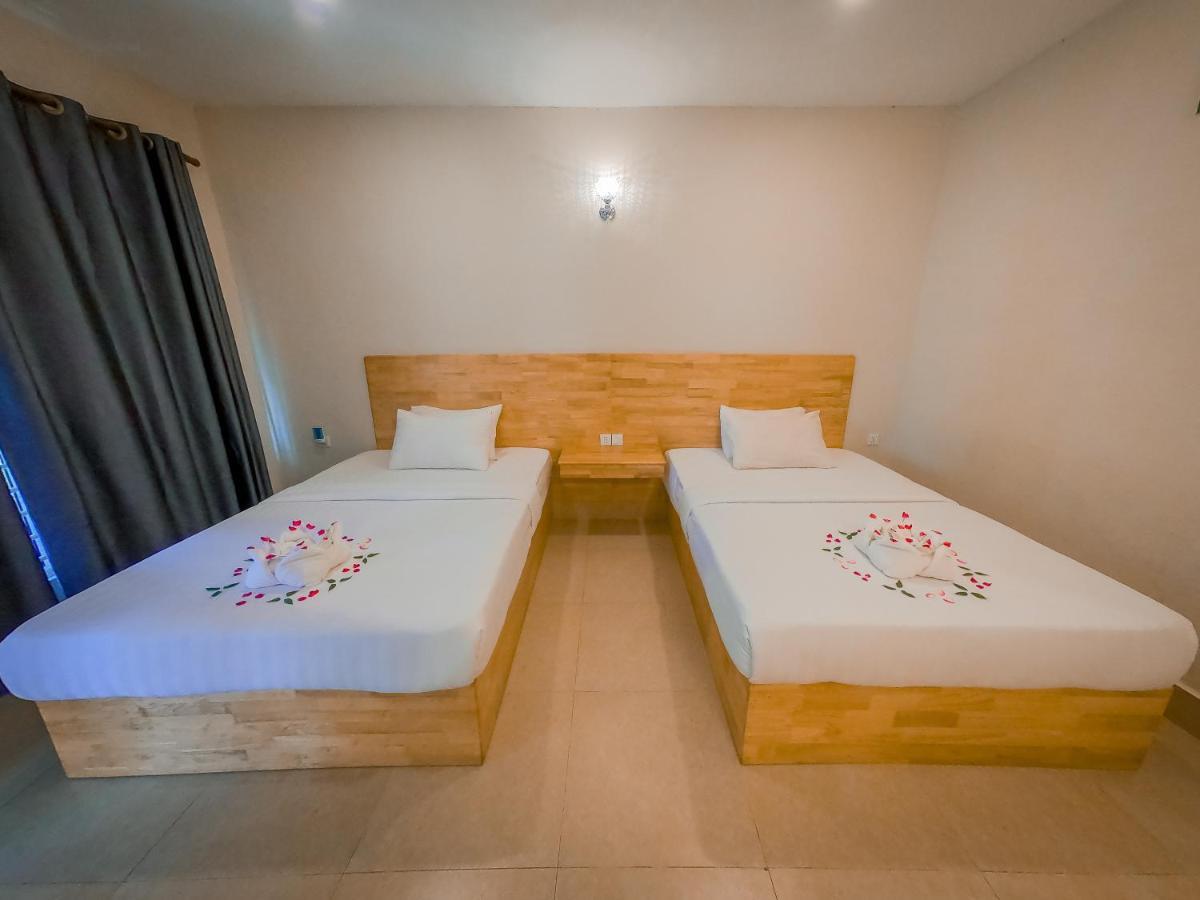 Twin Palms Resort Sihanoukville Extérieur photo