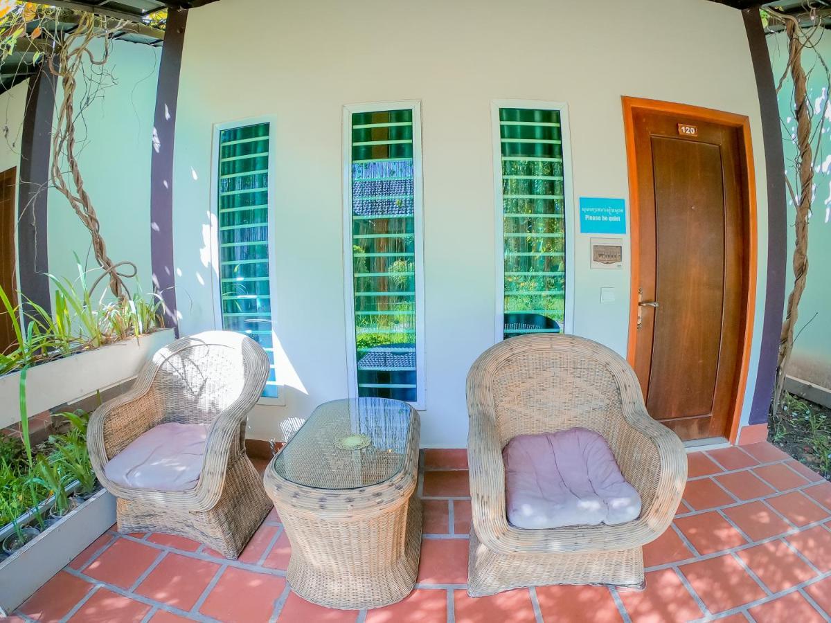 Twin Palms Resort Sihanoukville Extérieur photo
